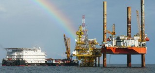 C Днём работников нефтяной и газовой промышленности!