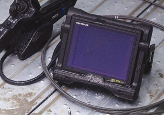 Фотография iPLEX RX, работающего от автономного источника питания в дождливую погоду