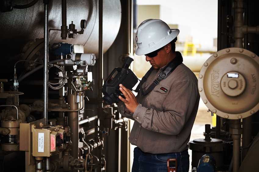 Тепловизор для поиска утечек газа