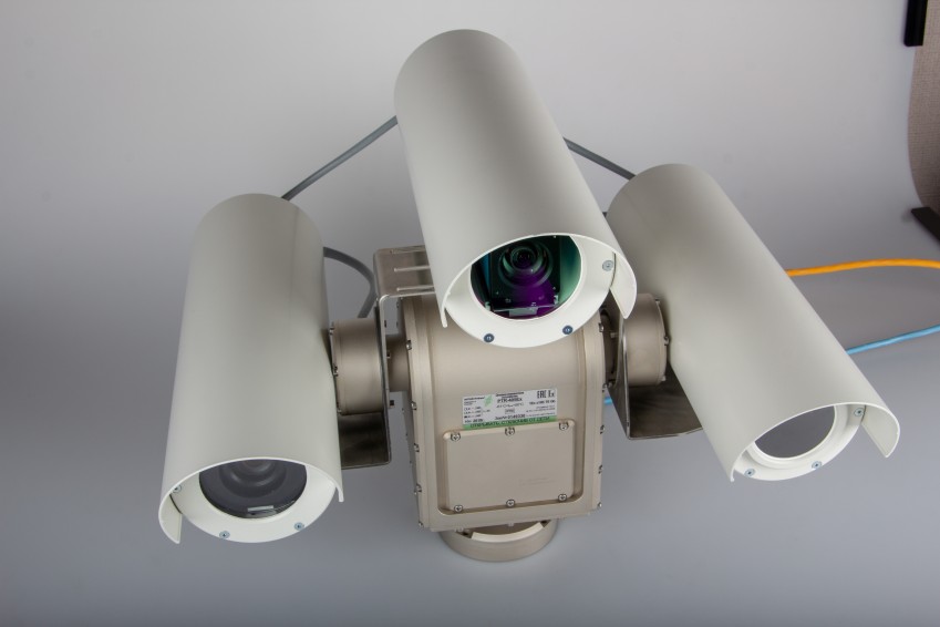 Детектор метана с тепловизором и камерой