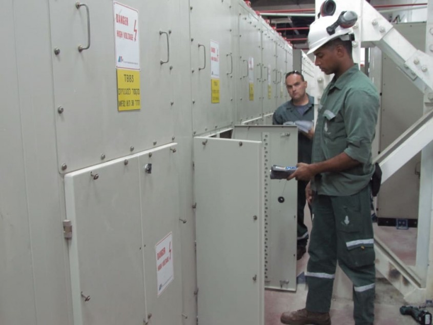 Обследование электрооборудования уф камерой