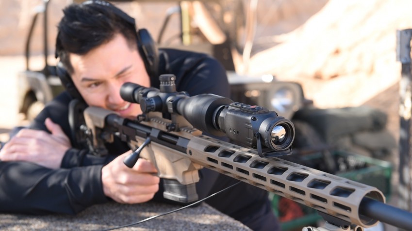 Тепловизионная насадка на оптический прицел