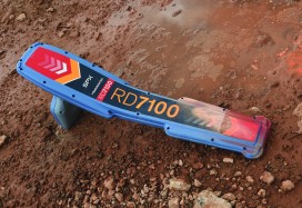 Трассоискатель RD7100PL с генератором Tx-5 Трассоискатель RD7100PL с генератором Tx-5