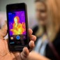 FLIR One и девушка в инфракрасном